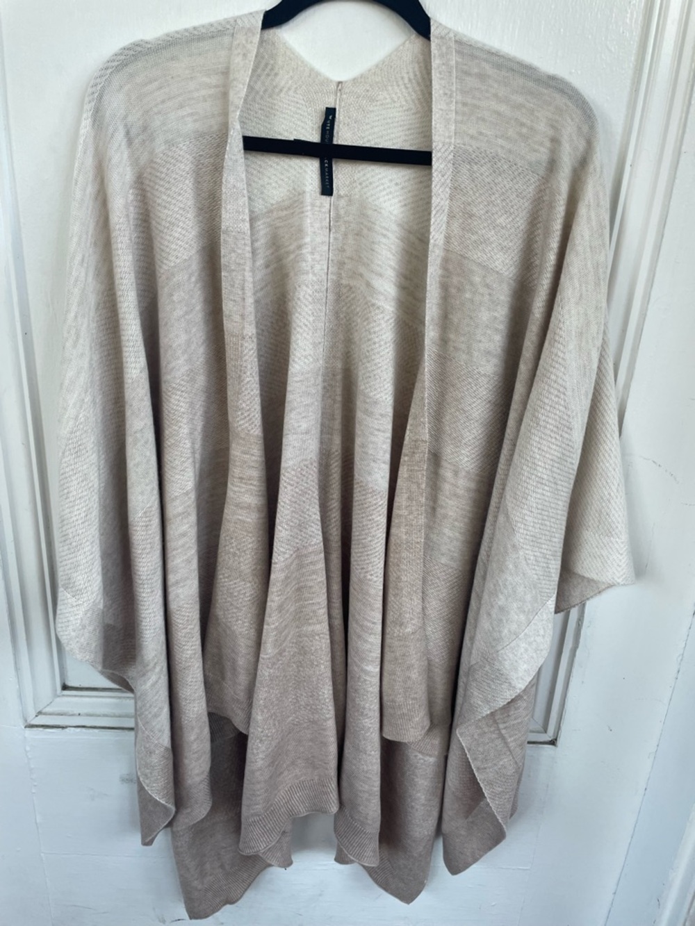 White House Black Market Beige Open-Front Knit Poncho
